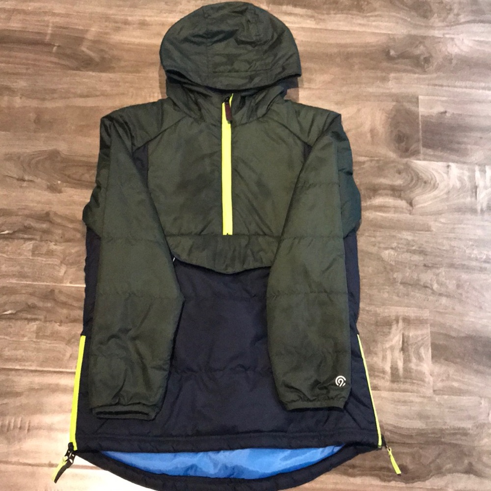 Green/blue winter jacket